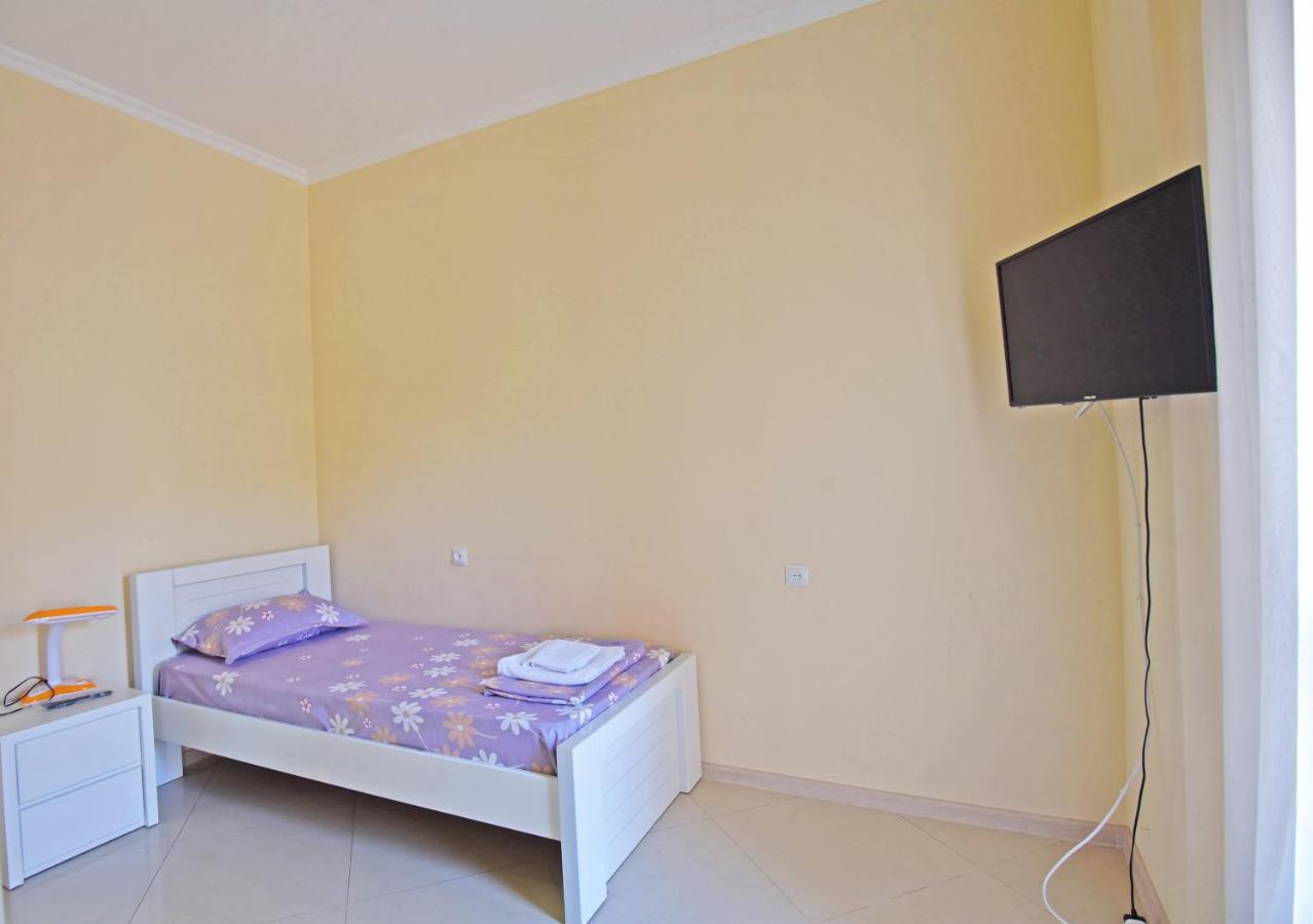 Hotel Vake Palace Tbiliszi Kültér fotó