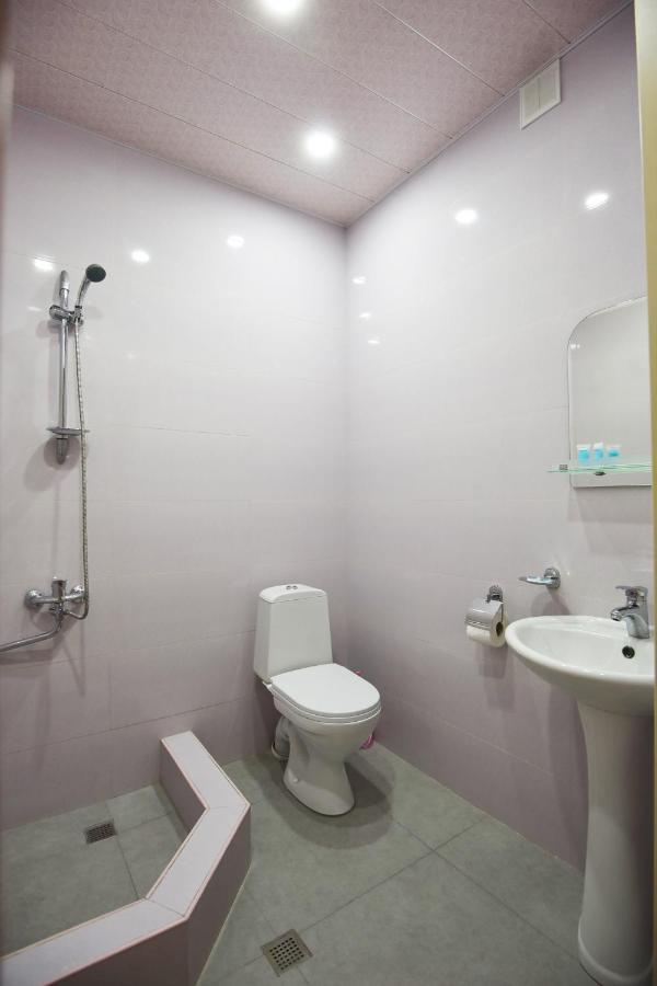 Hotel Vake Palace Tbiliszi Kültér fotó