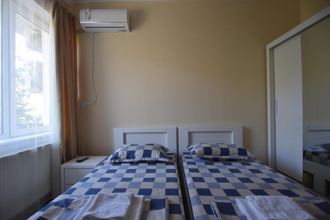 Hotel Vake Palace Tbiliszi Kültér fotó
